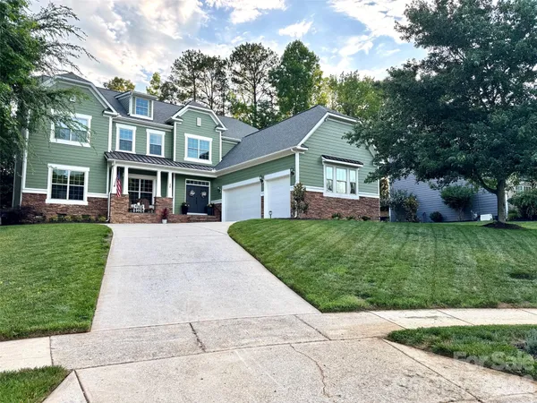 $925,000 | 130 Lakeshore Hills Drive, Mooresville, NC 28117