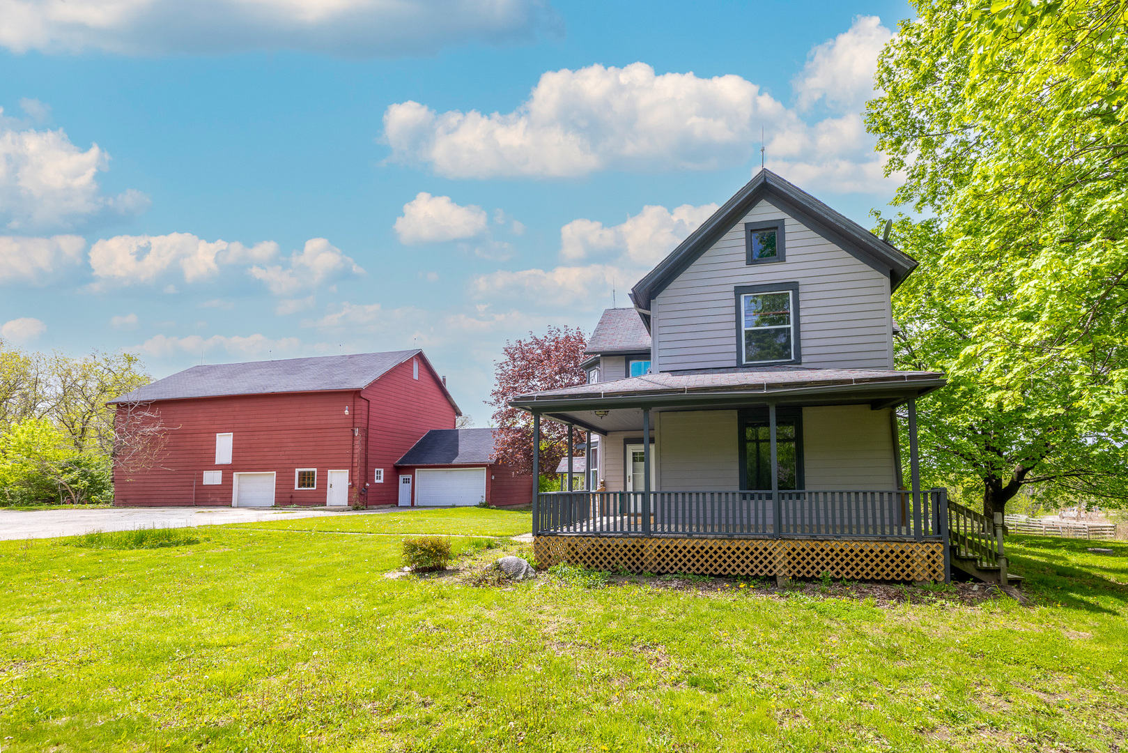 39520 North Kilbourne Road Wadsworth, IL 60083 - Photo 2 of 46