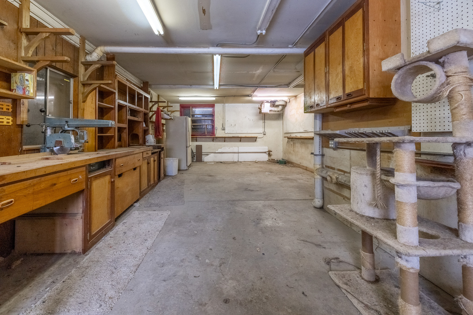 39520 North Kilbourne Road Wadsworth, IL 60083 - Photo 33 of 44 a view of a storage & utility room