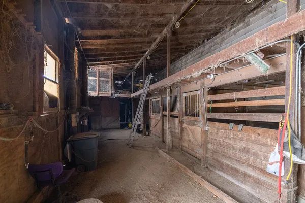 a view of entryway