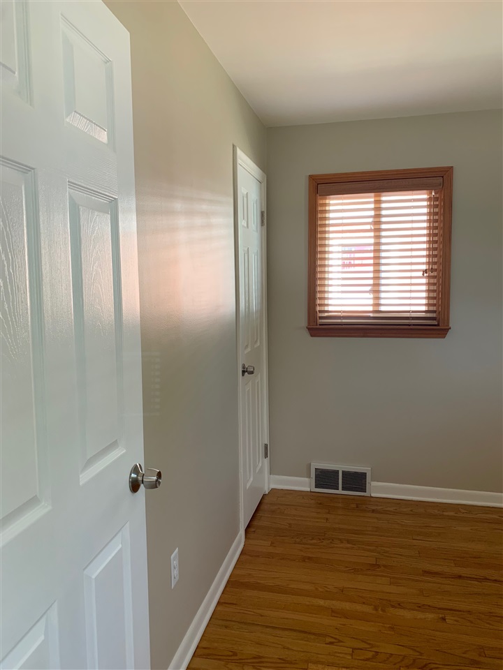 14601 Stephens Eastpointe, MI 48021 - Photo 27 of 64