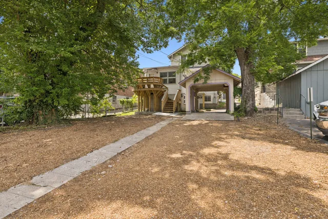 $5,500 | 1604 17th Avenue South, Nashville, TN 37212