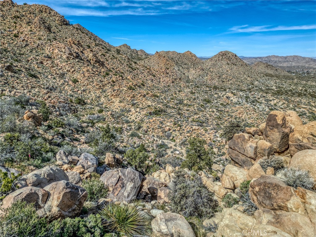8900 Sunset Road Joshua Tree, CA 92252 - Photo 21 of 33