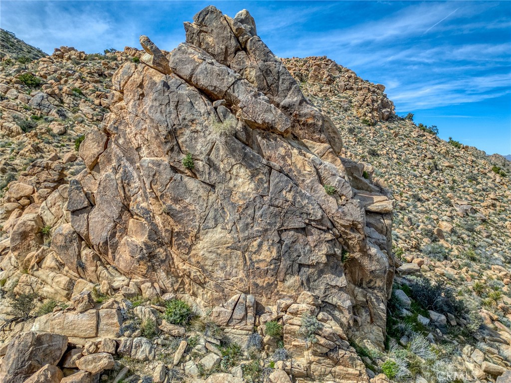 8900 Sunset Road Joshua Tree, CA 92252 - Photo 24 of 33