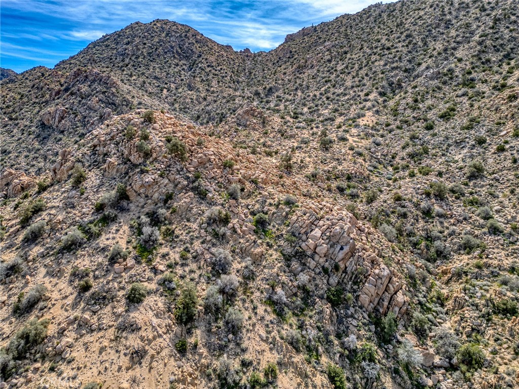 8900 Sunset Road Joshua Tree, CA 92252 - Photo 25 of 33