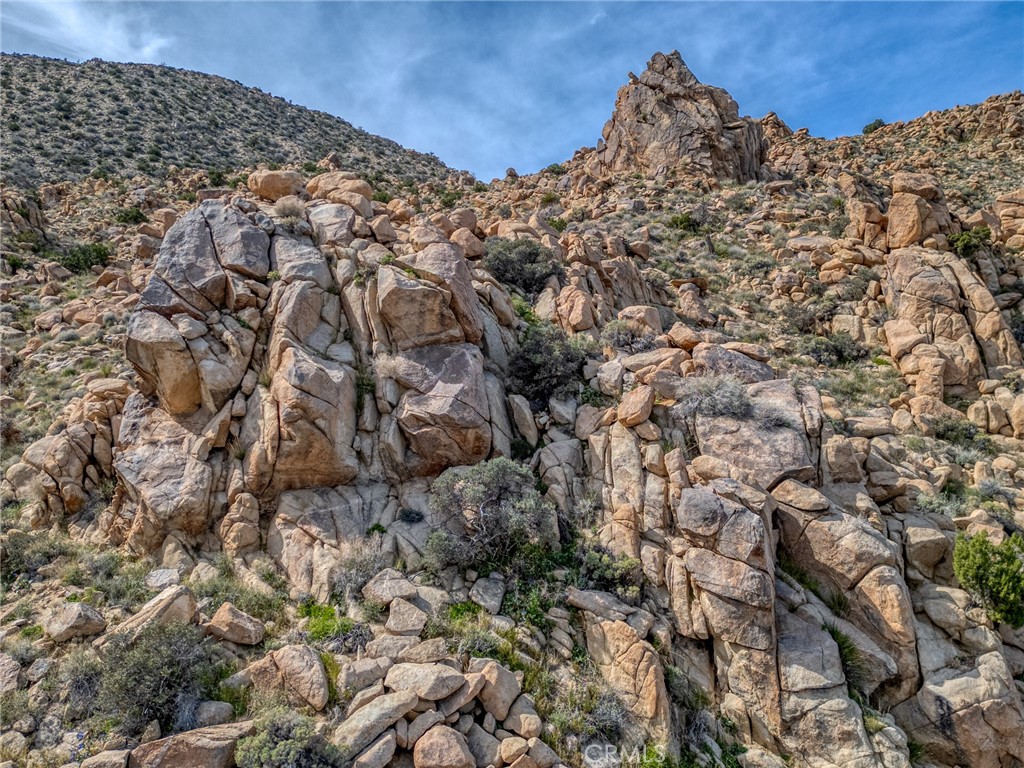 8900 Sunset Road Joshua Tree, CA 92252 - Photo 30 of 33