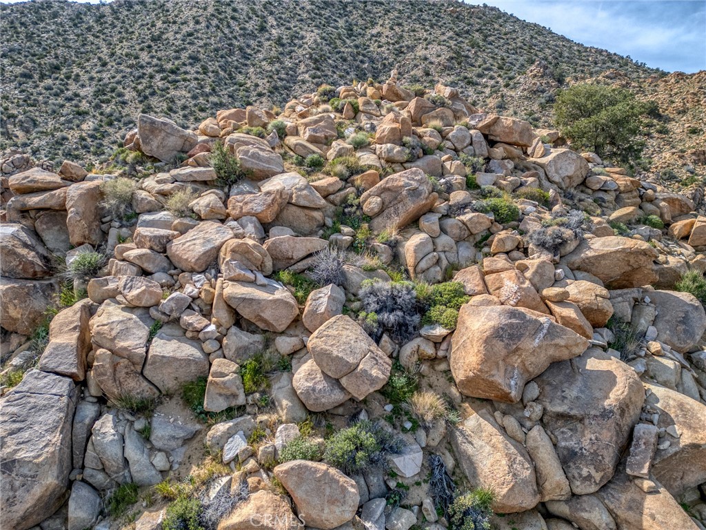 8900 Sunset Road Joshua Tree, CA 92252 - Photo 32 of 33
