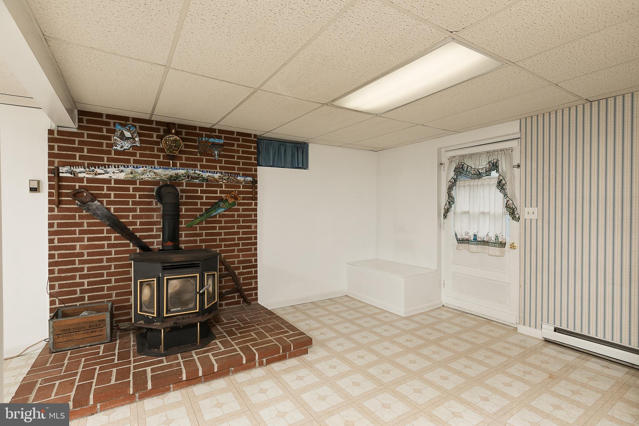 3325 Lineboro Road Manchester, MD 21102 - Photo 22 of 30 Family Room (alt view)