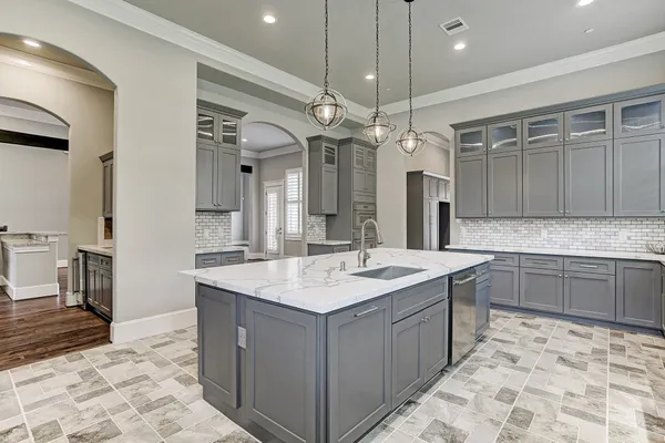 $12,950 | 325 Bunker Hill Road, Houston, TX 77024