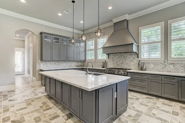 $12,950 | 325 Bunker Hill Road, Houston, TX 77024