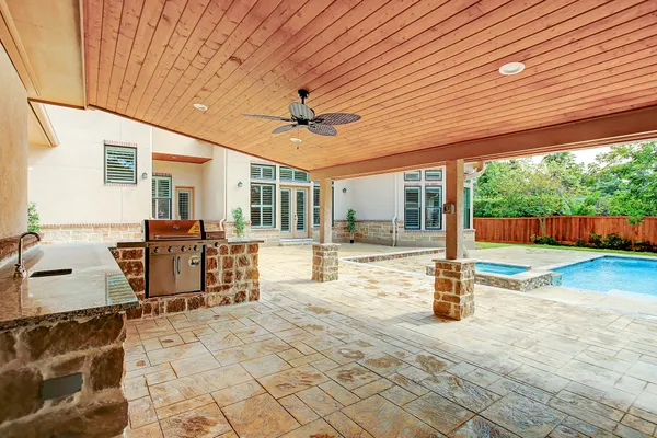 $12,950 | 325 Bunker Hill Road, Houston, TX 77024