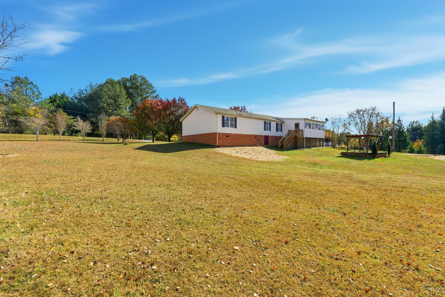 1821 Telegraph Road Gretna, VA 24557 - Photo 38 of 54 Gallery Image 38
