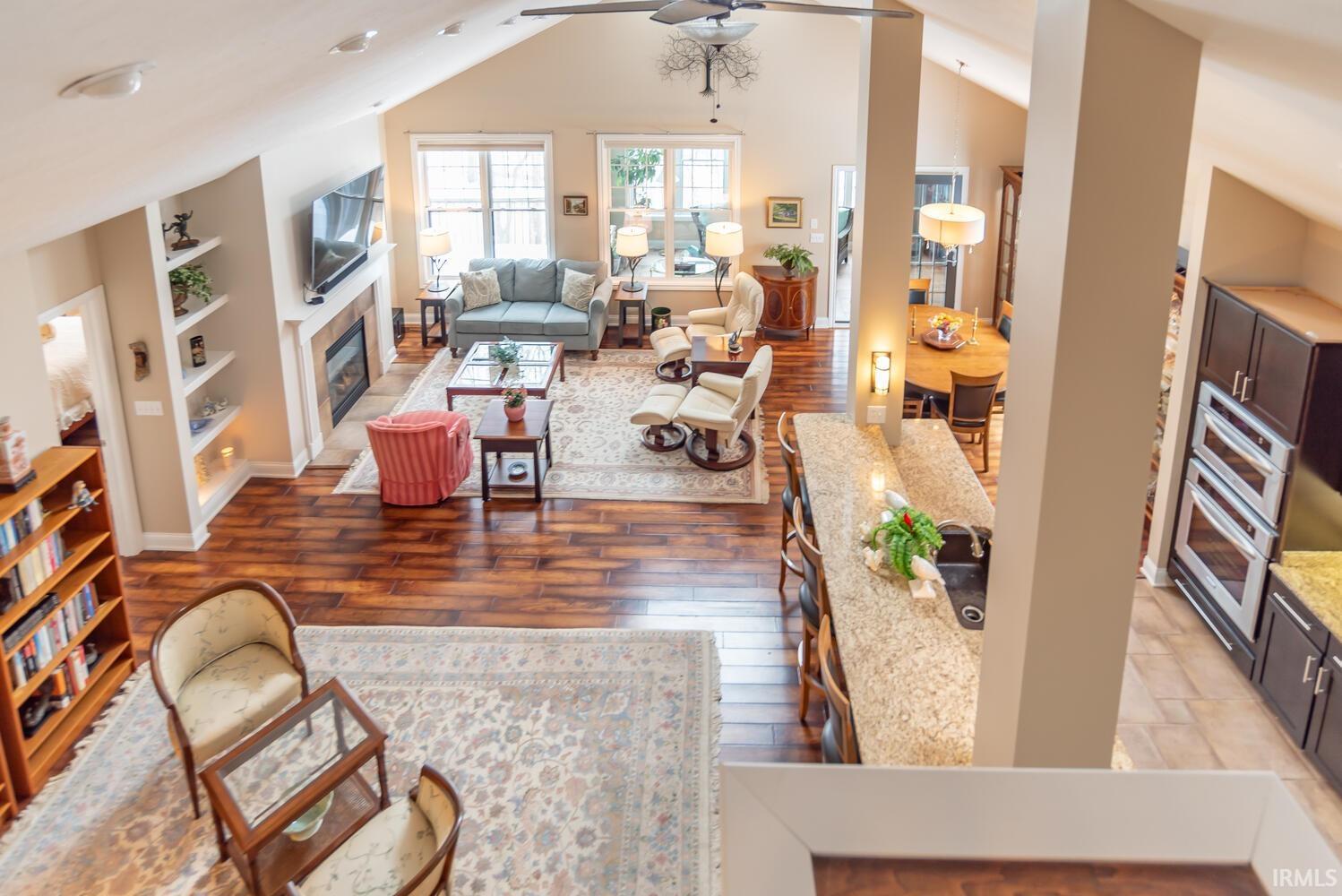 1715 South Springhouse Drive Bloomington, IN 47401 - Photo 3 of 30