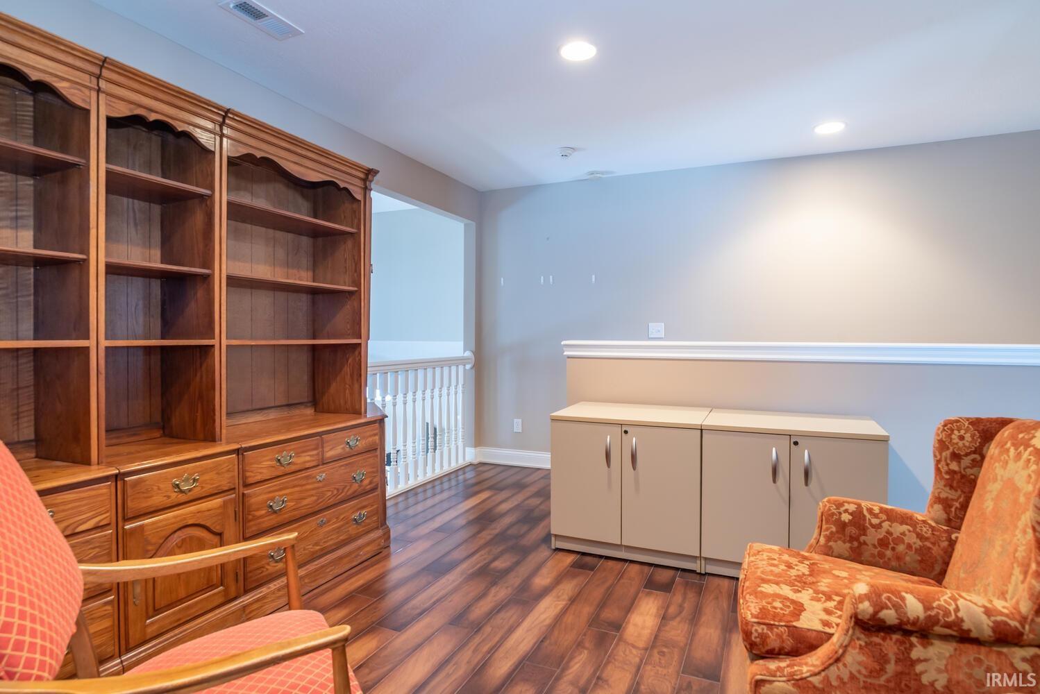 1715 South Springhouse Drive Bloomington, IN 47401 - Photo 8 of 30