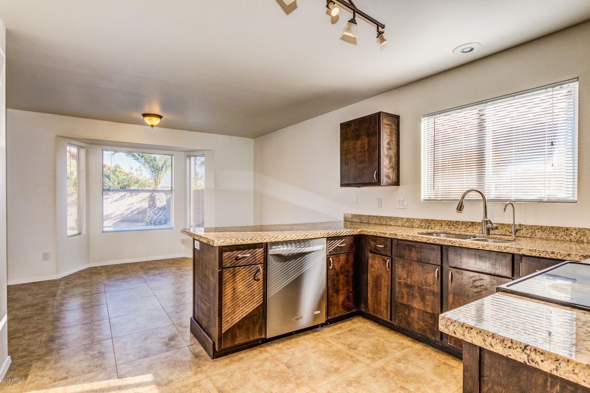 2907 East Amber Ridge Way Phoenix, AZ 85048 - Photo 9 of 37 0007-Amber Ridge (6)