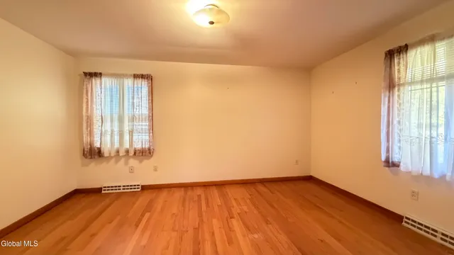 $3,200 | 275 Bloomingrove Drive, North Greenbush, NY 12180