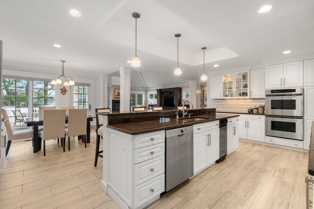 11 Mosley Road Newton, MA 02459 - Photo 12 of 38
