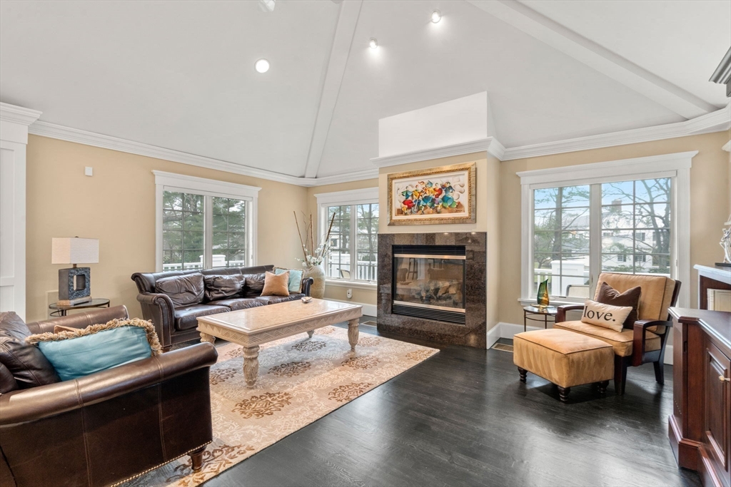 11 Mosley Road Newton, MA 02459 - Photo 17 of 38