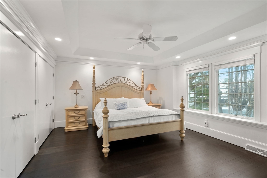 11 Mosley Road Newton, MA 02459 - Photo 23 of 38