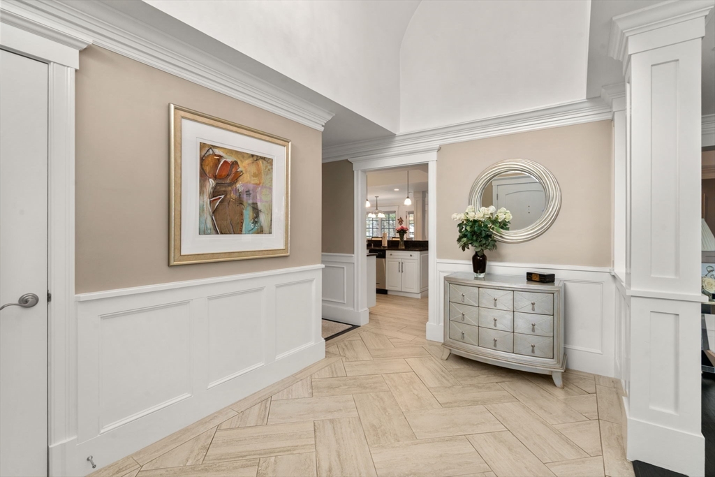 11 Mosley Road Newton, MA 02459 - Photo 5 of 38