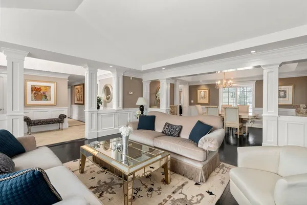 $3,985,000 | 11 Mosley Road, Newton, MA 02459