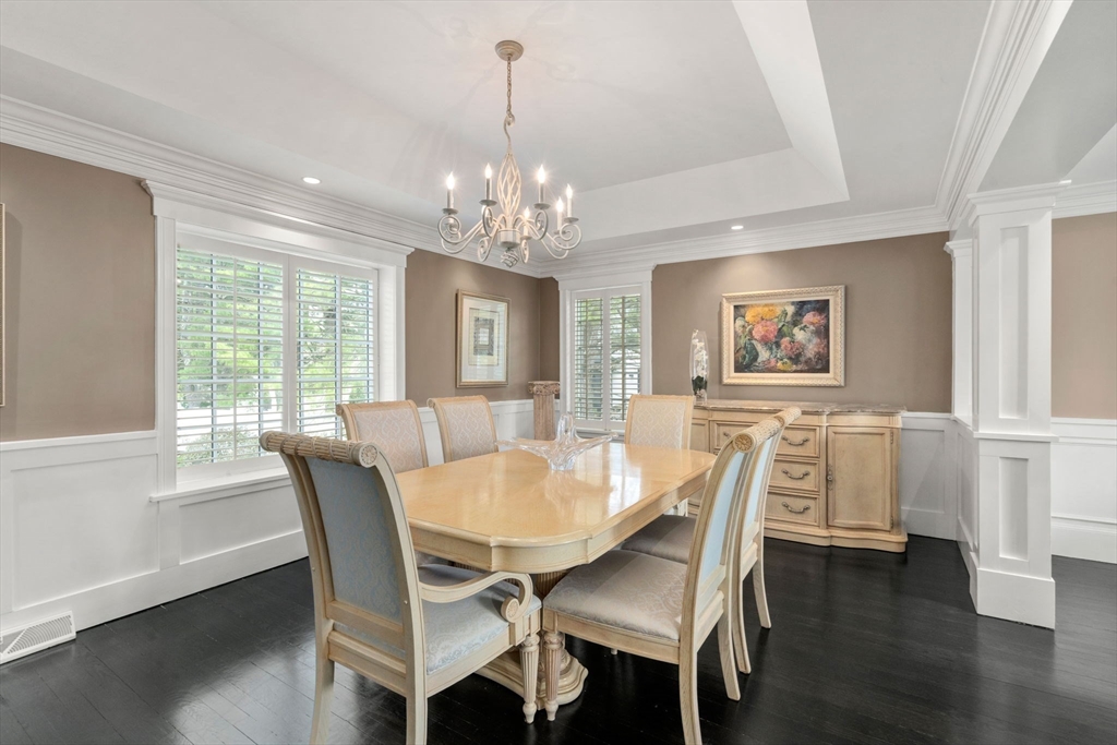 11 Mosley Road Newton, MA 02459 - Photo 9 of 38