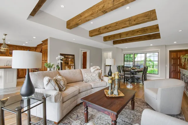 $8,600 | 3465 Deephaven Avenue, Deephaven, MN 55391