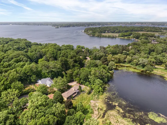 $8,600 | 3465 Deephaven Avenue, Deephaven, MN 55391