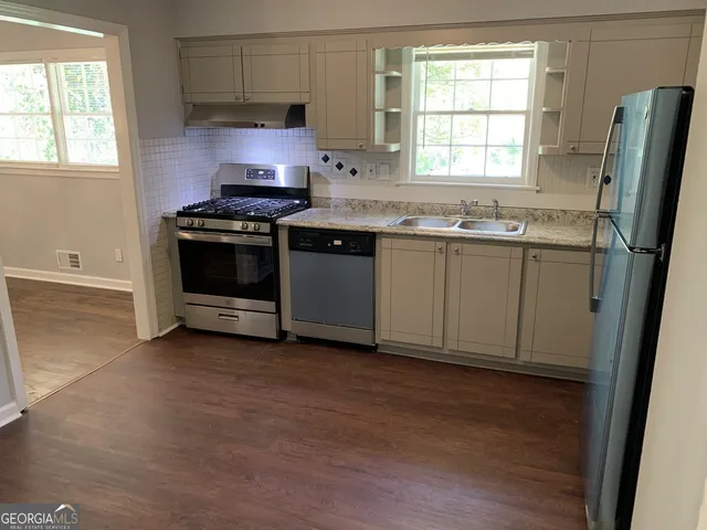$1,600 | 2386 Miriam Lane, Decatur, GA 30032