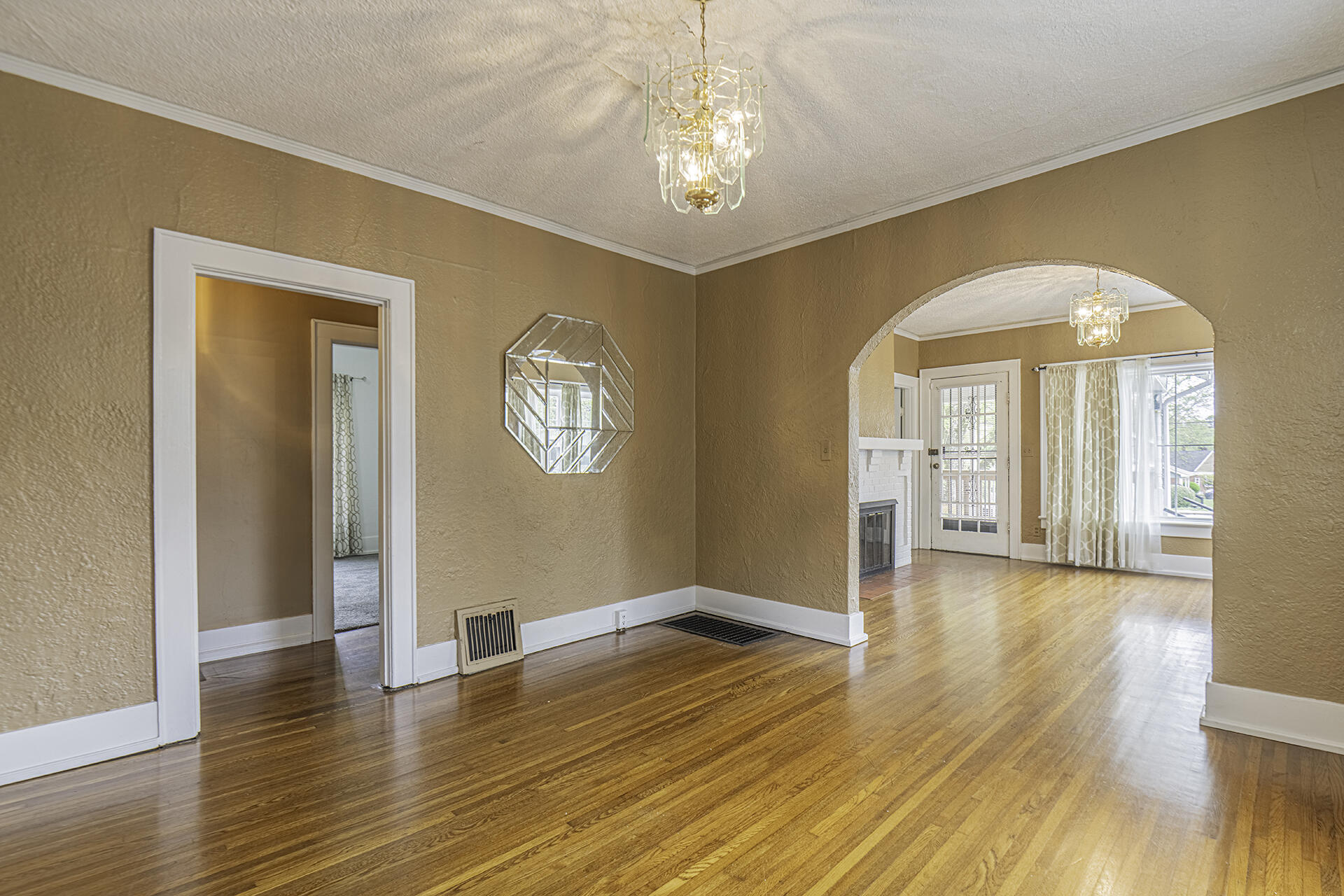 21 South Moore Road Chattanooga, TN 37411 - Photo 8 of 31 KHP06