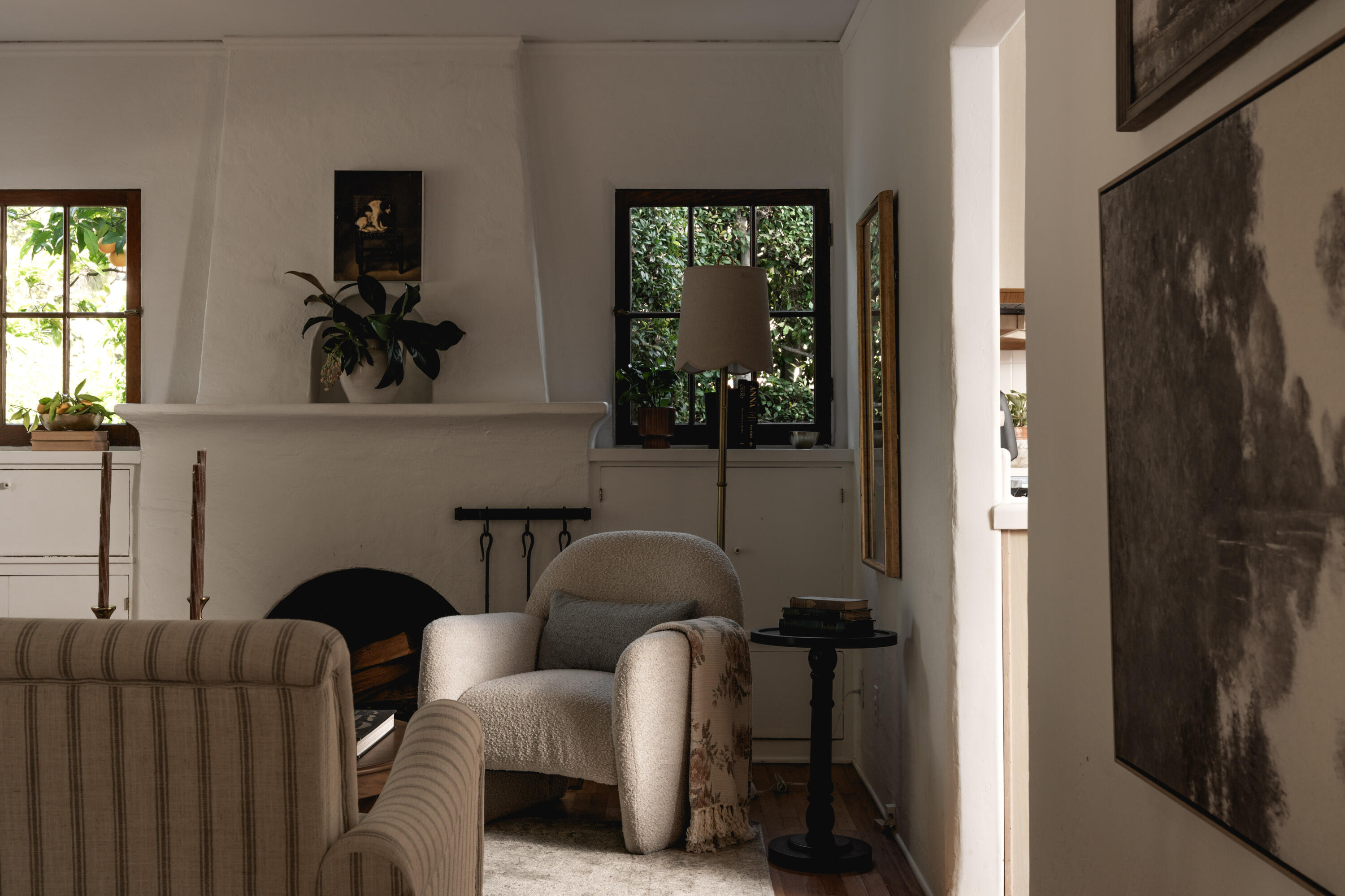 115 West Junipero Street Santa Barbara, CA 93105 - Photo 6 of 30 a living room with furniture and a window