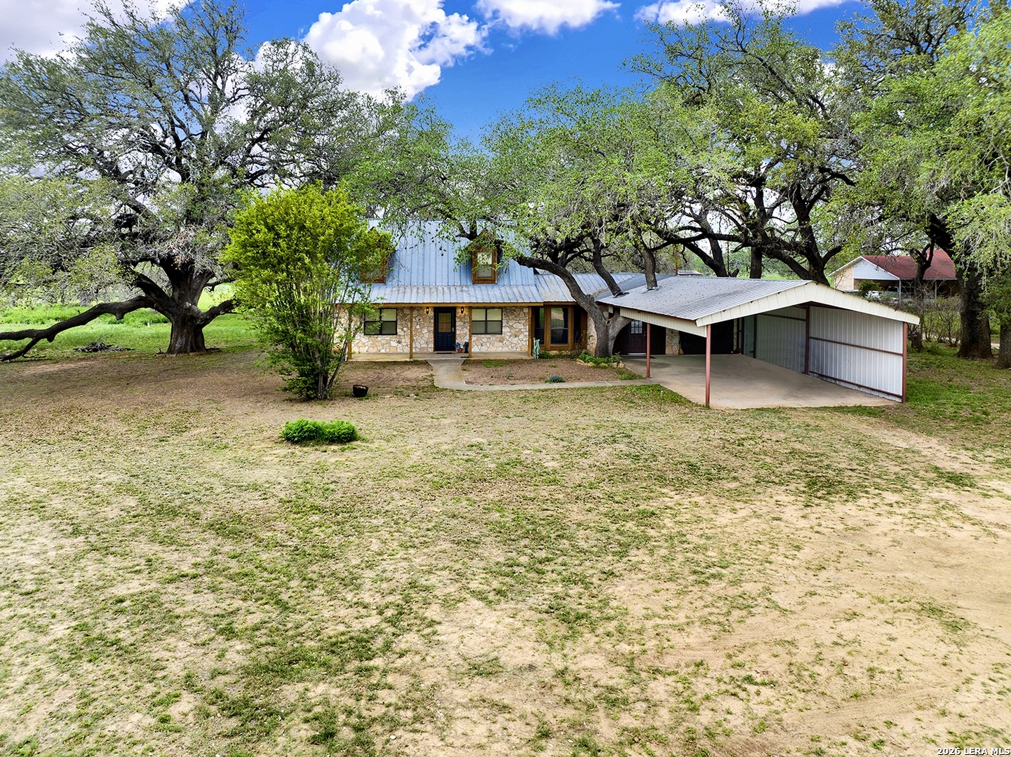 360 Horton Road Poteet, TX 78065 - Photo 11 of 50
