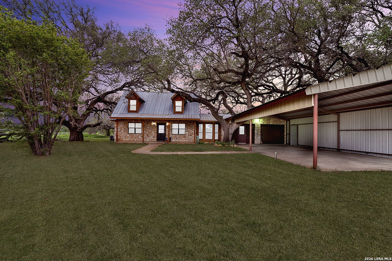 360 Horton Road Poteet, TX 78065 - Photo 4 of 50