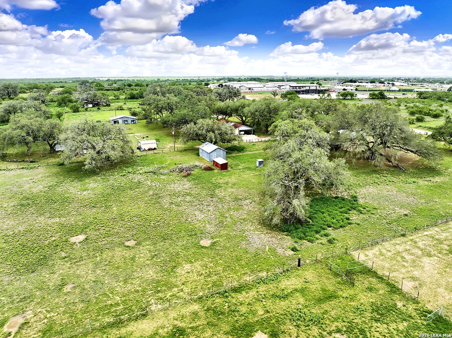 360 Horton Road Poteet, TX 78065 - Photo 8 of 50