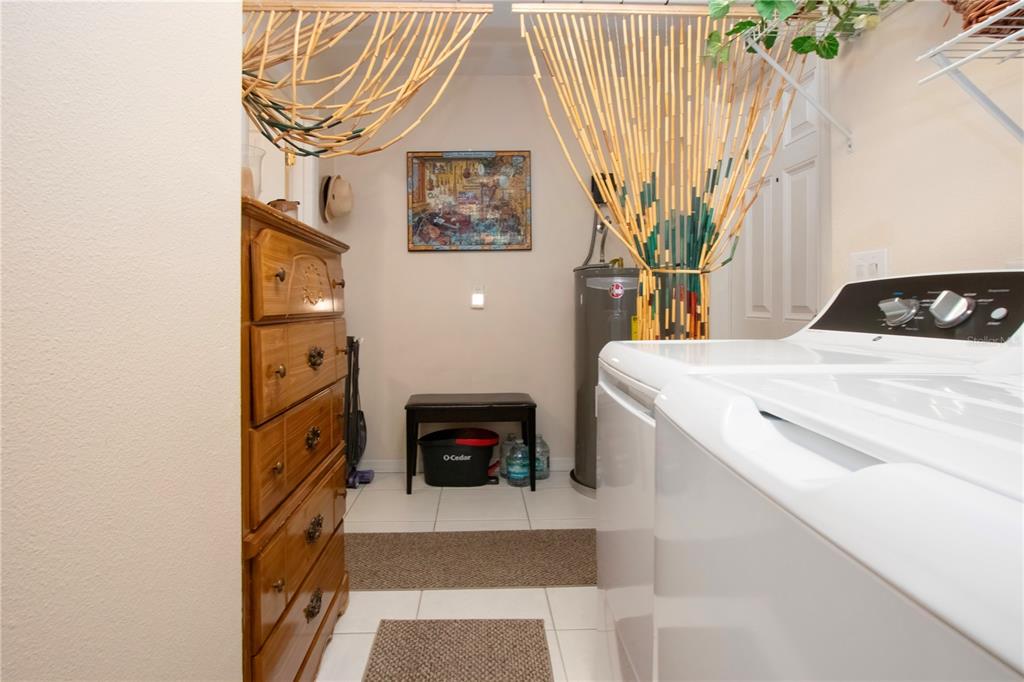 4010 North Lockwood Ridge Road Sarasota, FL 34235 - Photo 45 of 64
