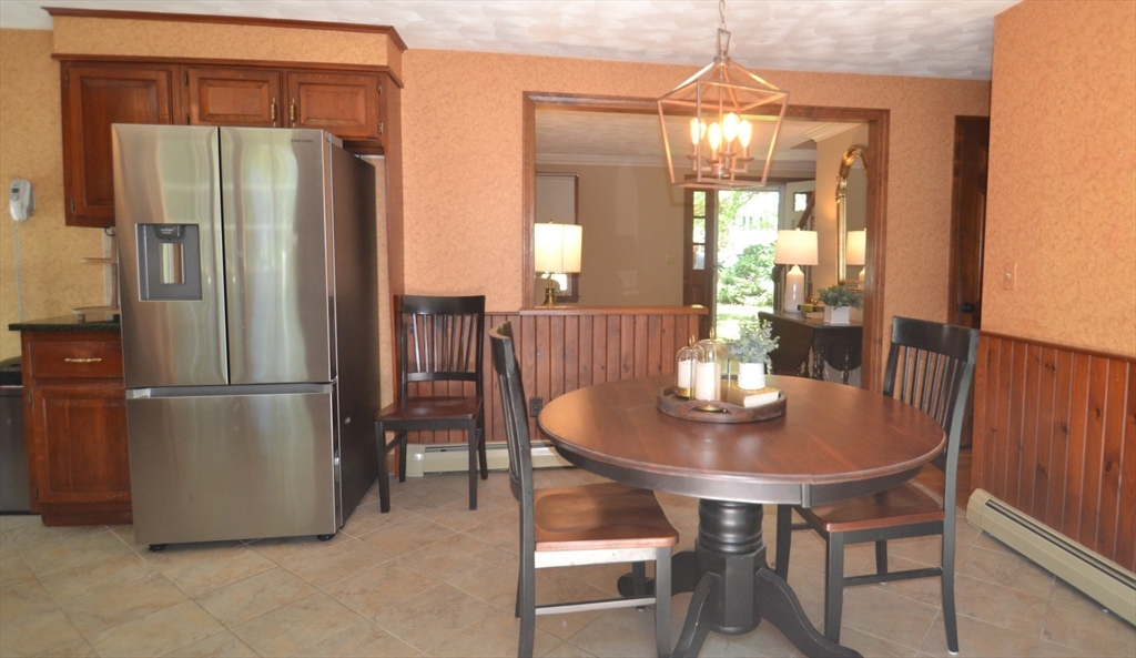 18 Bennett Road Rochester, MA 02770 - Photo 10 of 42
