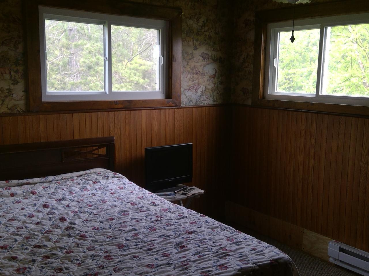 4445 Old 8 Road Rhinelander, WI 54501 - Photo 5 of 20 Gallery Image 5