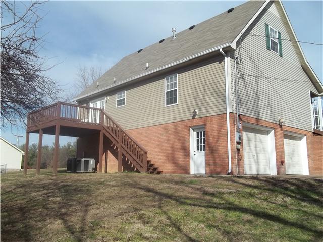 809 Hillside Drive Springfield, TN 37172 - Photo 14 of 16 a front view of a house with a yard