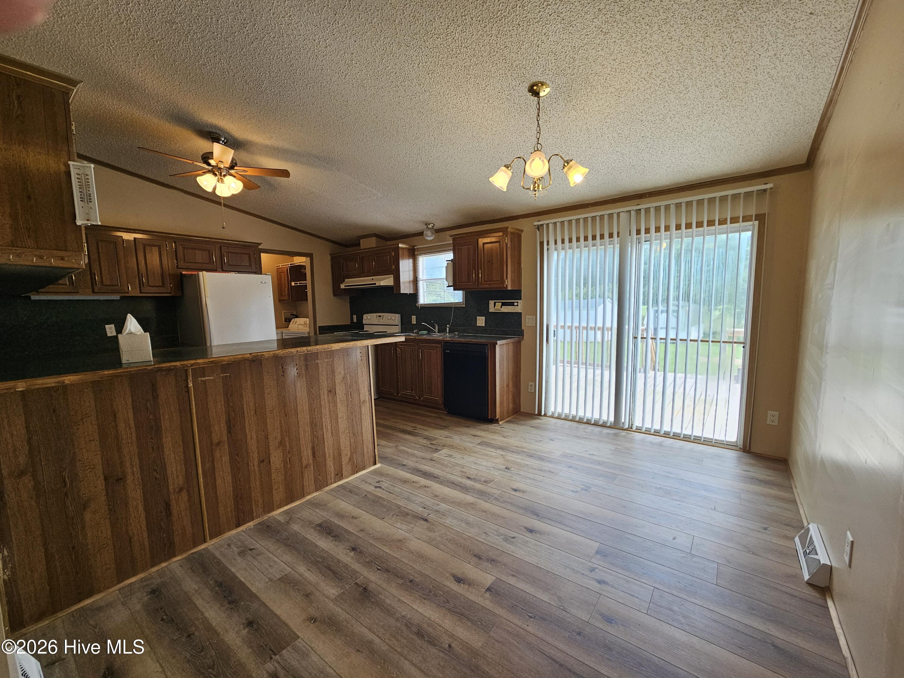 4025 Beulah Road Clinton, NC 28328 - Photo 11 of 20