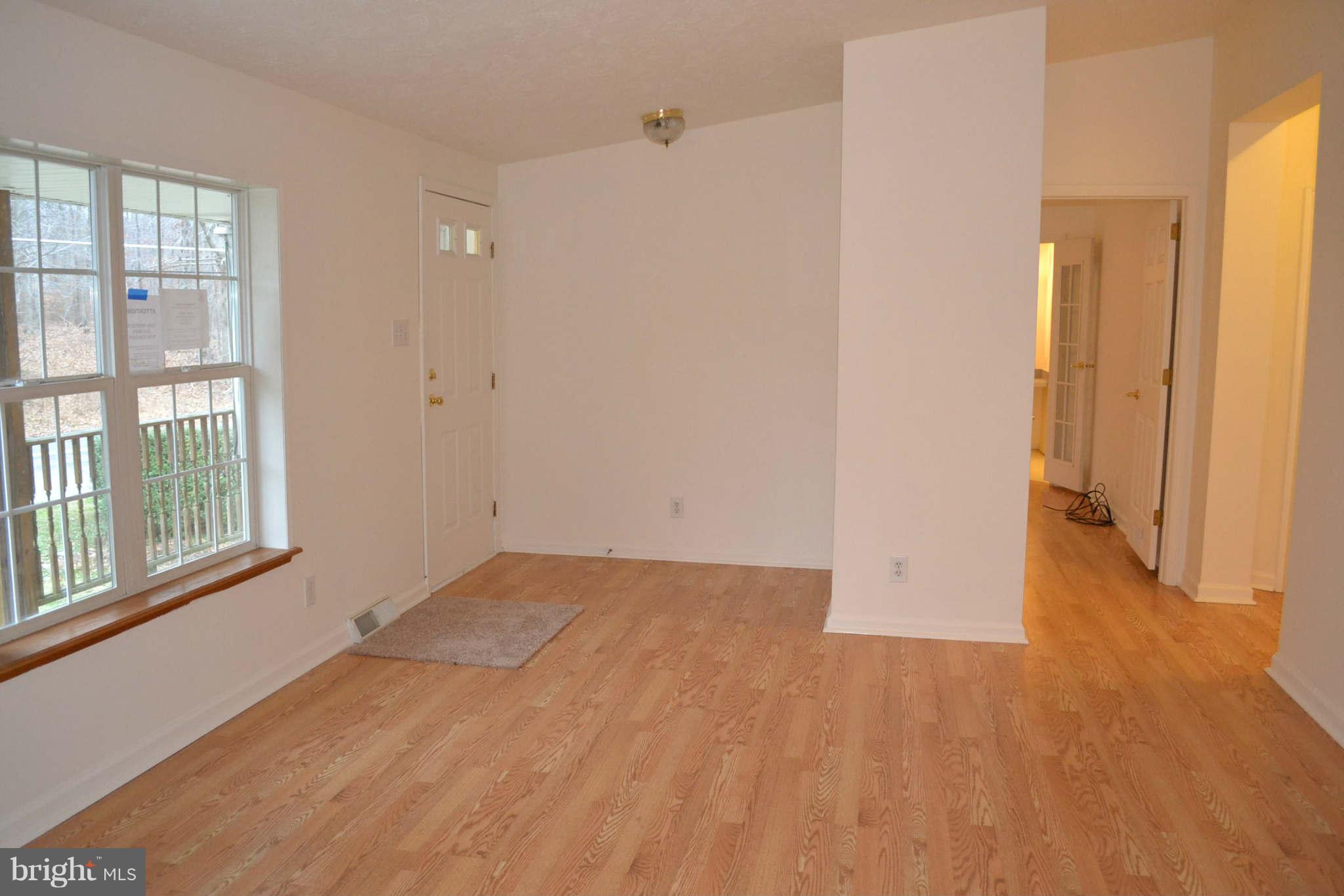 3330 Hughes Road Darlington, MD 21034 - Photo 4 of 29 Living Room
