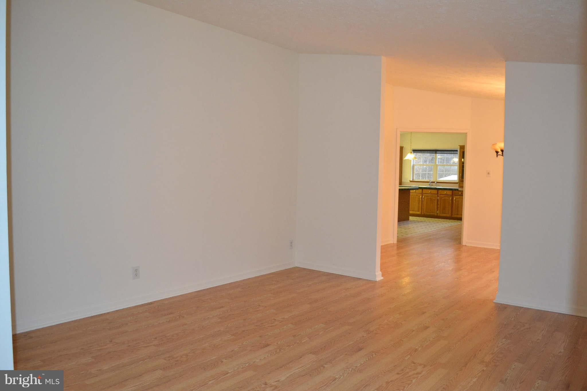 3330 Hughes Road Darlington, MD 21034 - Photo 7 of 29 Living Room