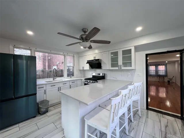 $779,999 | 2522 Seymour Avenue | Pelham Gardens