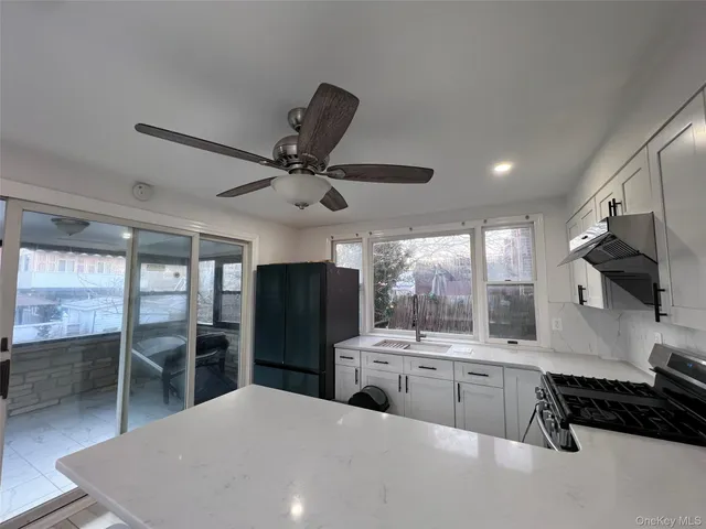 $779,999 | 2522 Seymour Avenue | Pelham Gardens