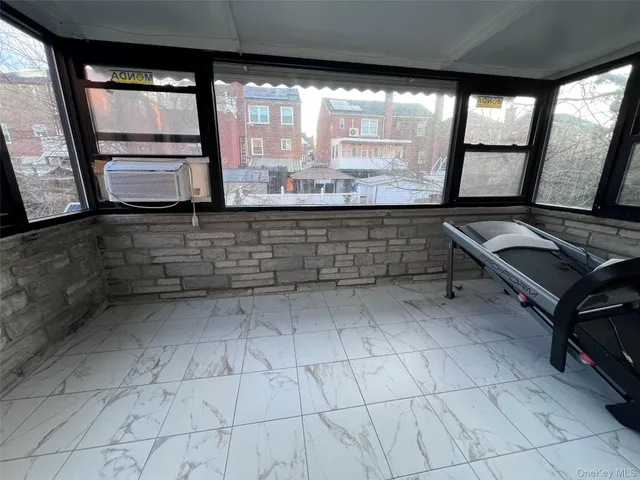 $779,999 | 2522 Seymour Avenue | Pelham Gardens