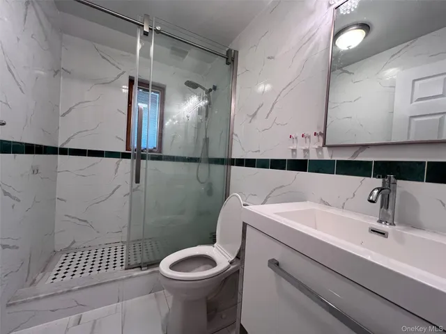 $779,999 | 2522 Seymour Avenue | Pelham Gardens