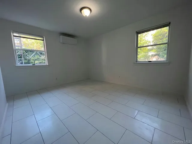 $779,999 | 2522 Seymour Avenue | Pelham Gardens