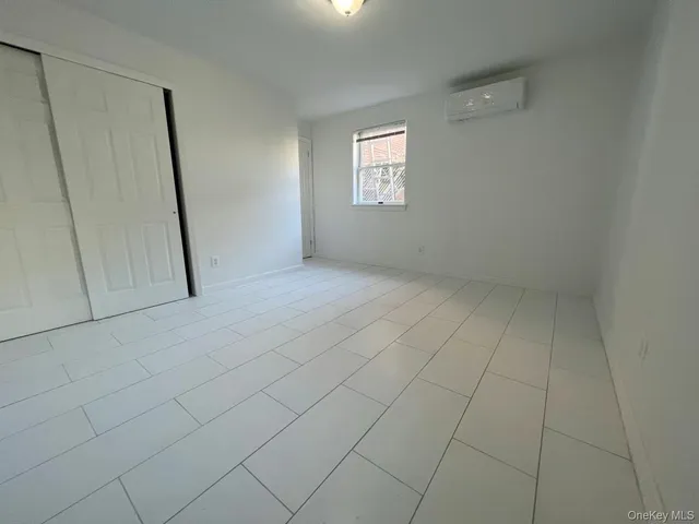 $779,999 | 2522 Seymour Avenue | Pelham Gardens