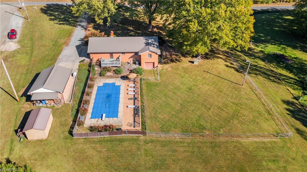 579 Arvil Hunt Road Lexington, NC 27295 - Photo 7 of 50 Gallery Image 7