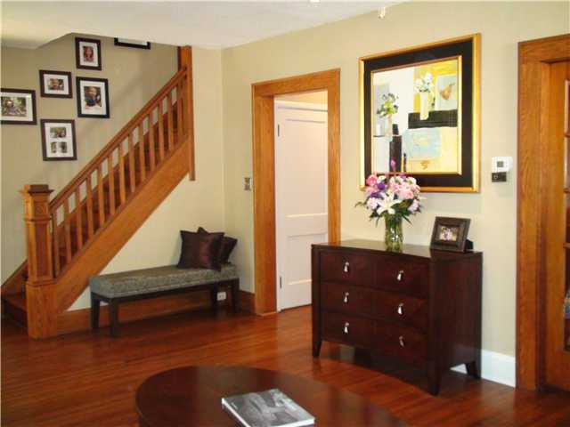 223 Blenheim Road Columbus, OH 43214 - Photo 5 of 25 Gallery Image 5
