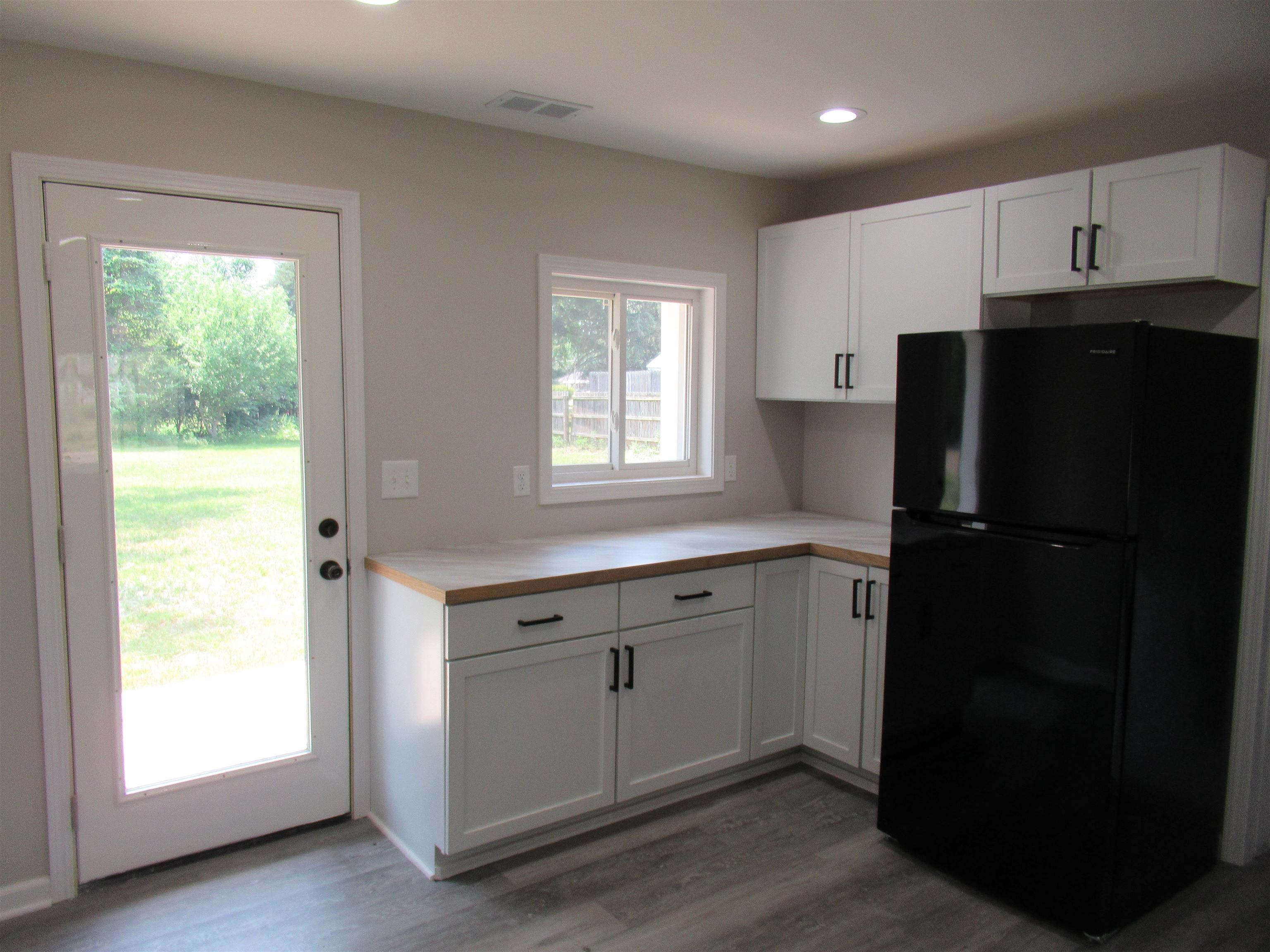 10109 West Frances Road Flushing, MI 48433 - Photo 6 of 31 50111791-5.JPG